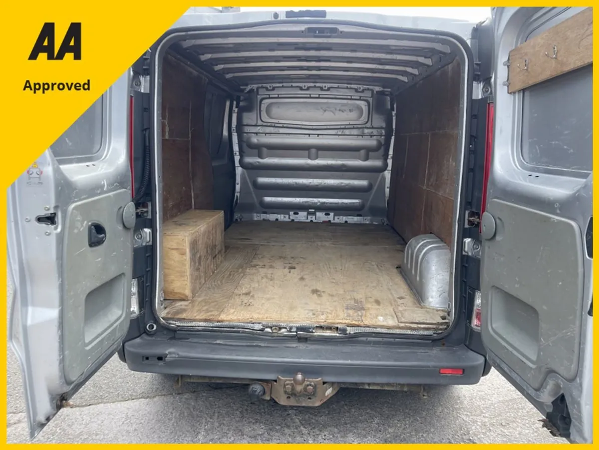Renault Trafic LWB Comfort 115 - Image 2