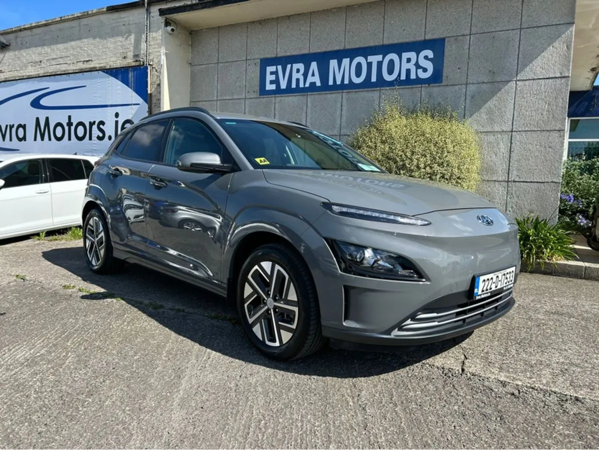 Hyundai Kona Kauai Premium 64kwh //high Spec//low - Image 1