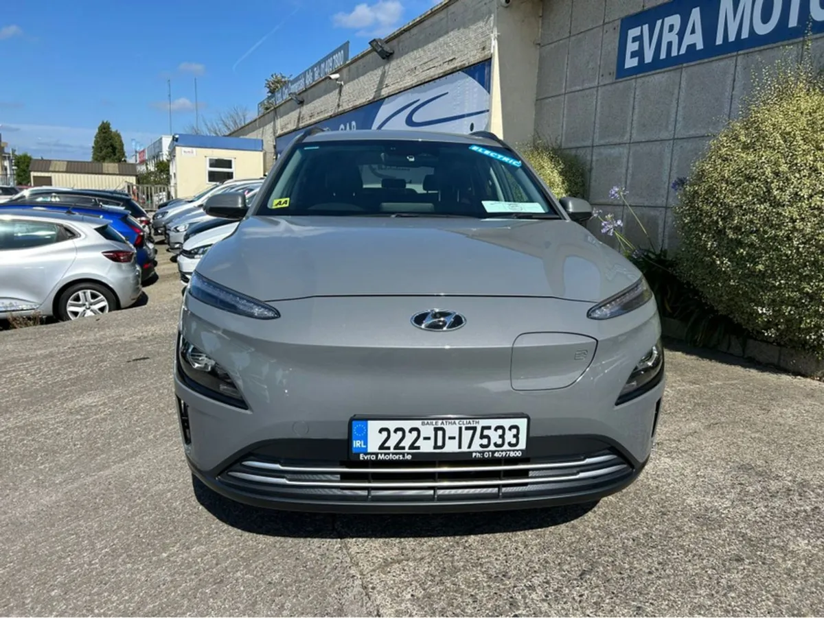 Hyundai Kona Kauai Premium 64kwh //high Spec//low - Image 2