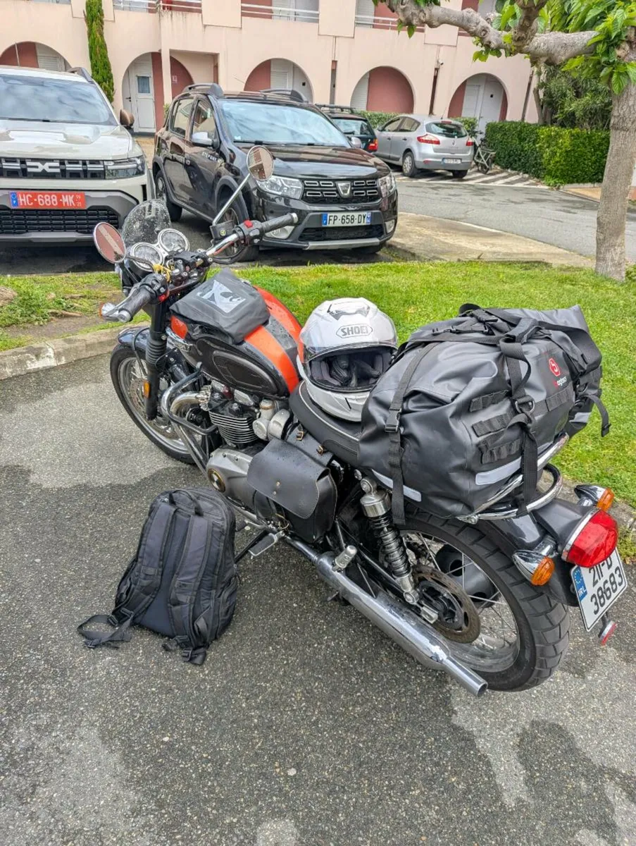 2021 Triumph Bonneville T120 - Image 2