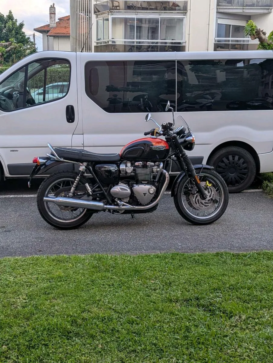 2021 Triumph Bonneville T120 - Image 3
