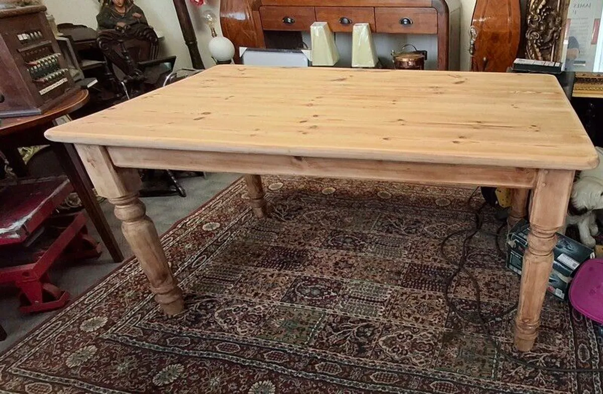 Country kitchen pine table - Image 1