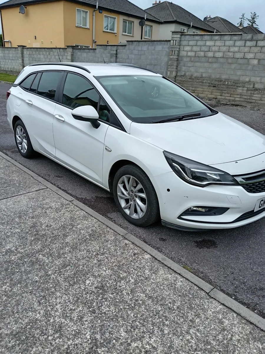 Vauxhall Astra 2019 - Image 4