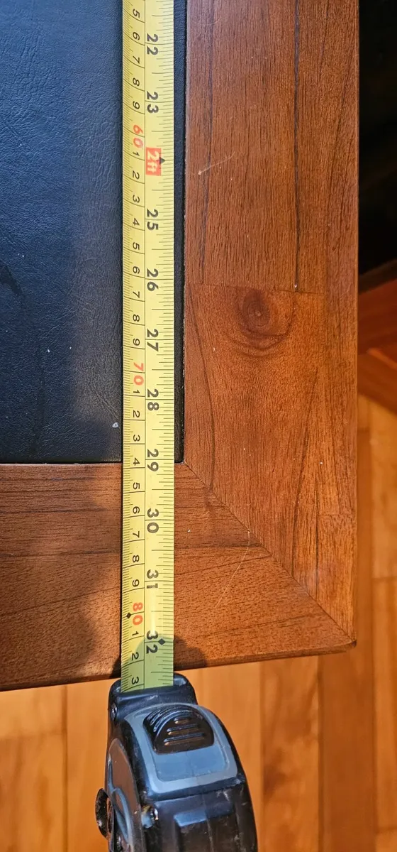 Desk - Image 3