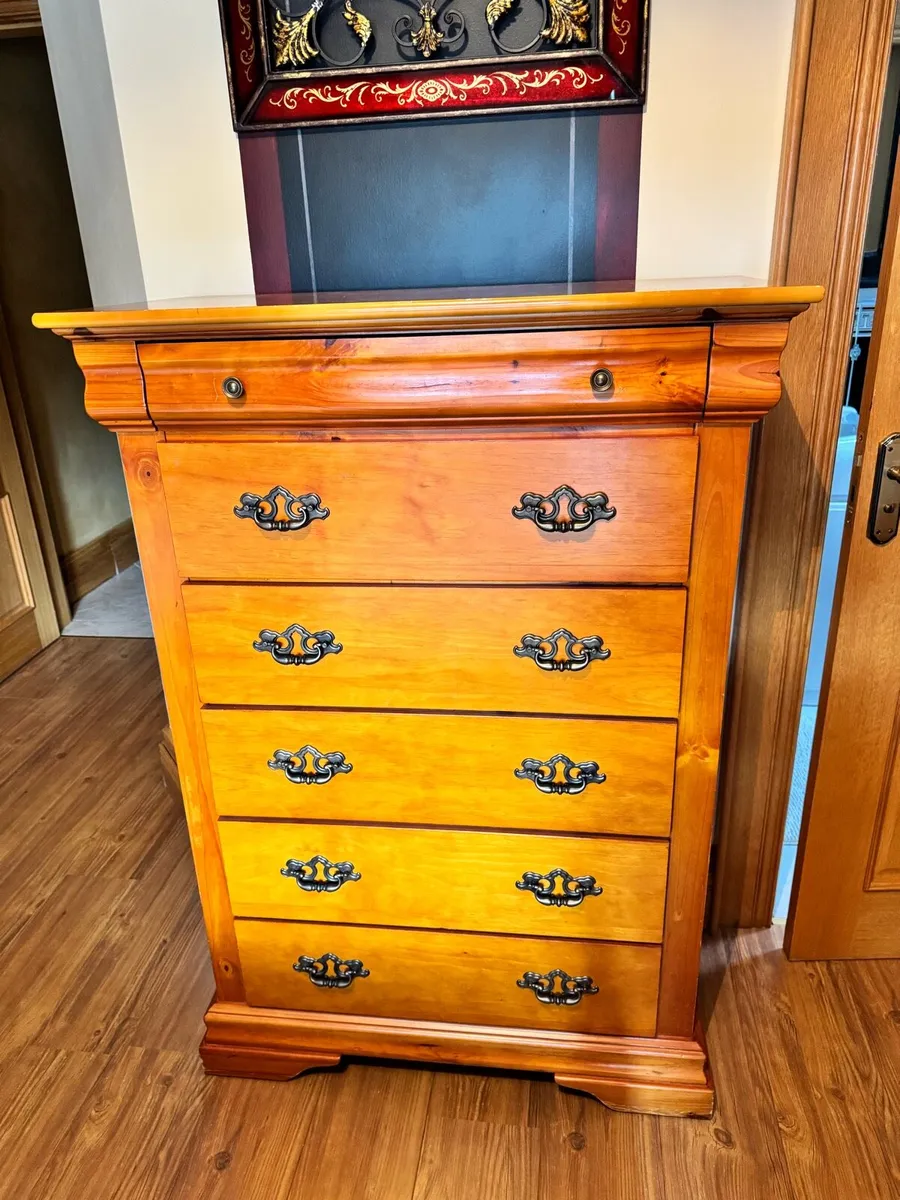 6 piece bedroom furniture - Image 4