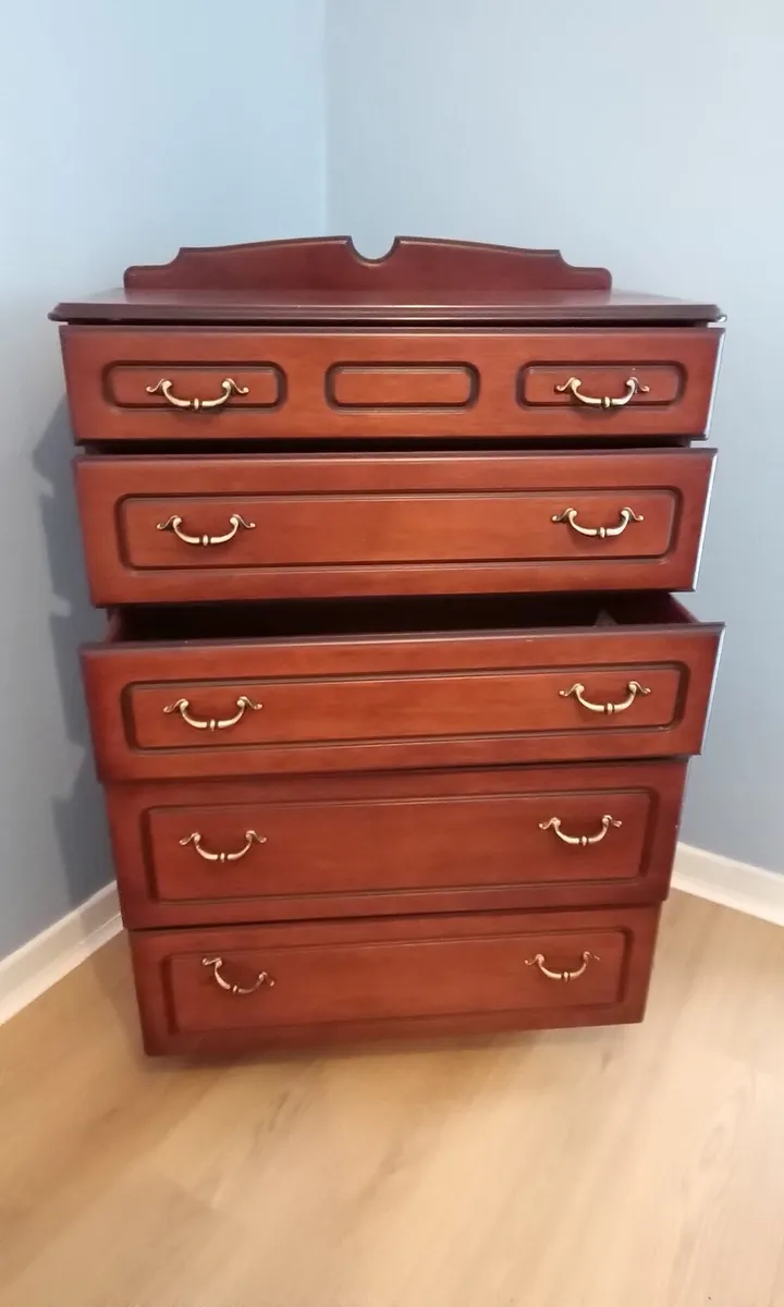 Mahogany 5 drawer dressing table. - Image 1