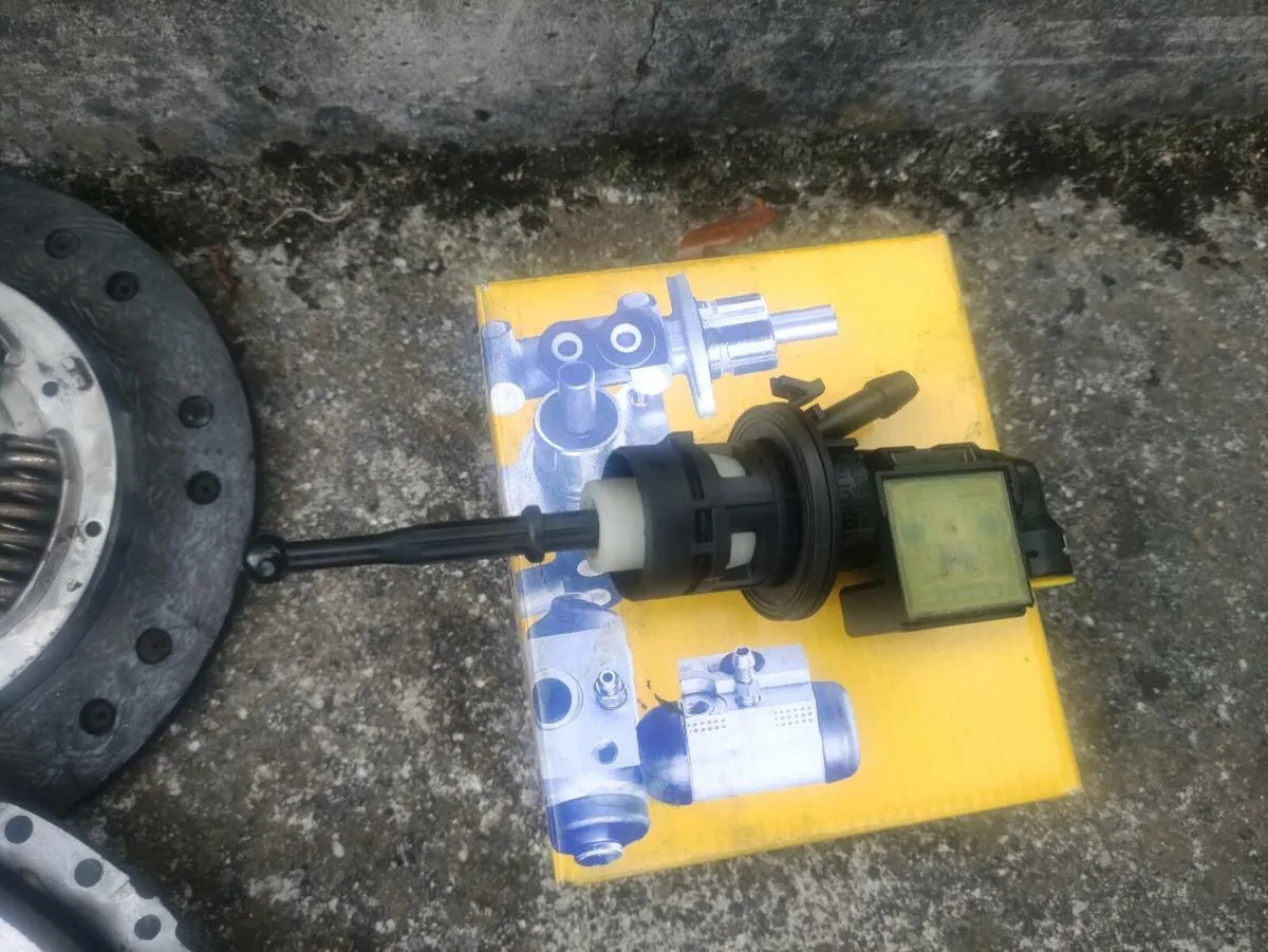 VW Gear box for sale - Image 3