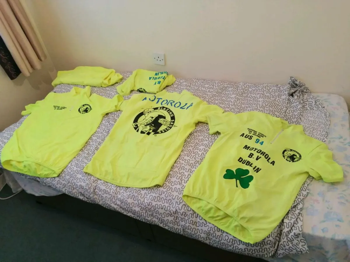 Adults Cycling clothes - Image 1