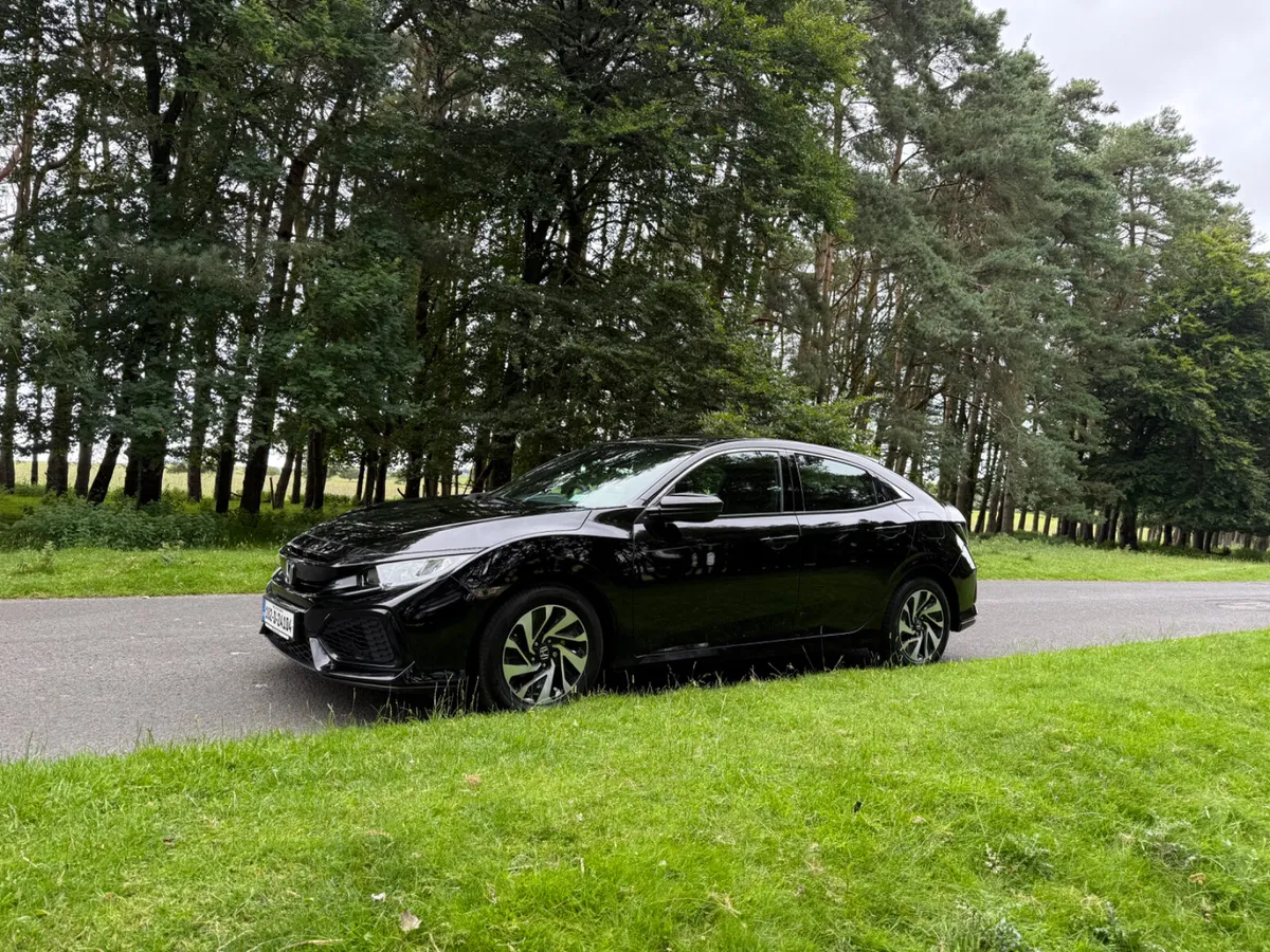 Honda Civic 2018 - Image 3
