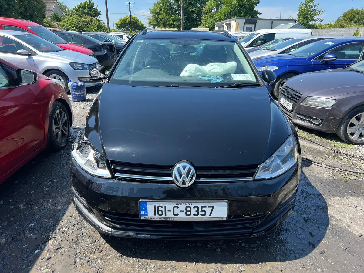 2016 Vw Golf 1.6 Tdi lounge model - Image 2