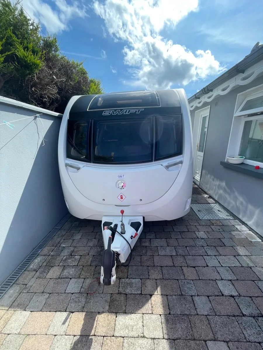 Swift sprite major caravan - Image 1