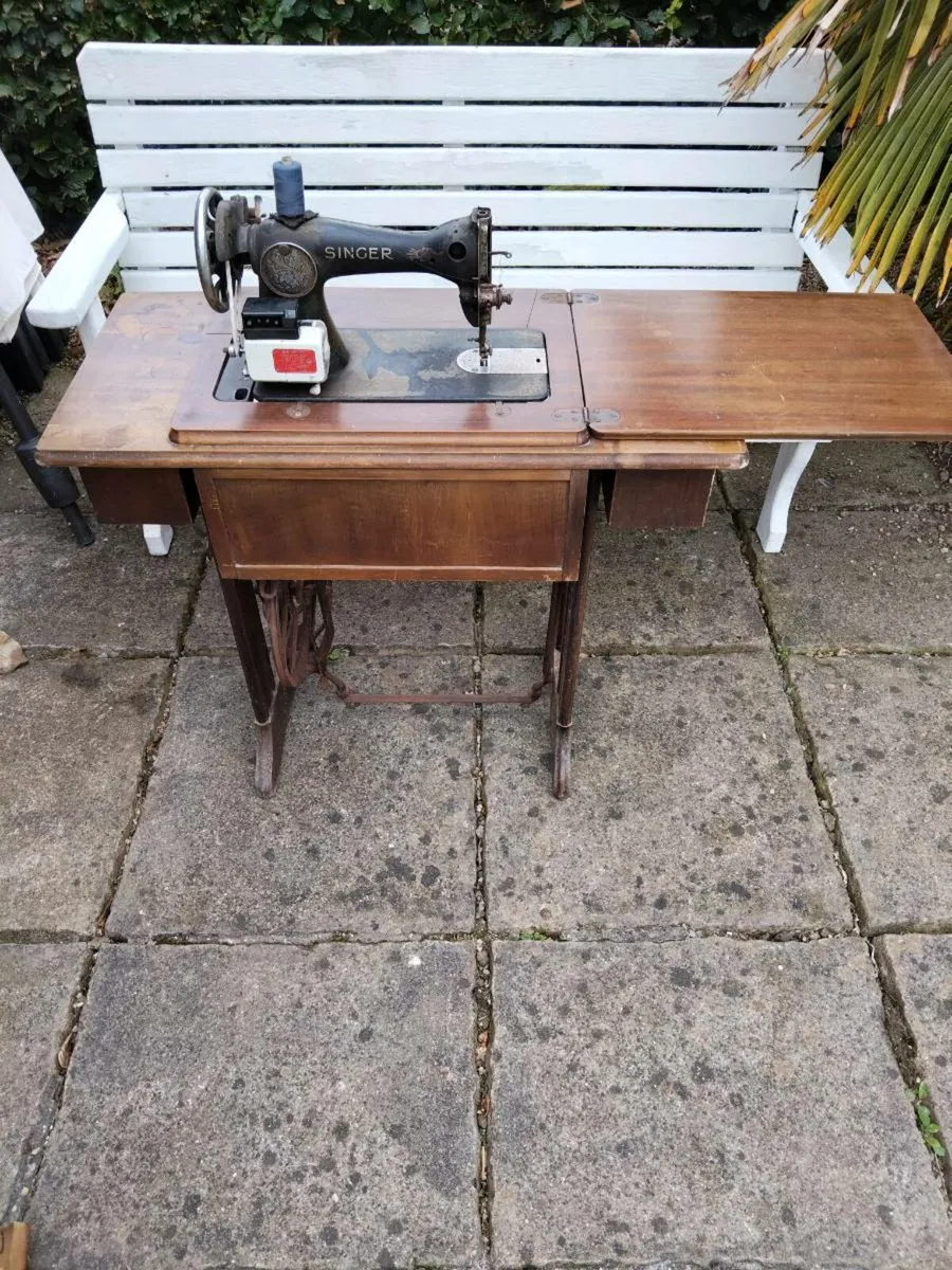 Antique Sewing Machine - Image 4