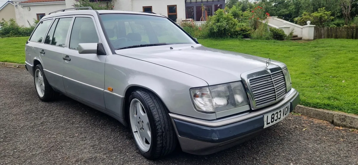 Mercedes-Benz 300 1994 - Image 2