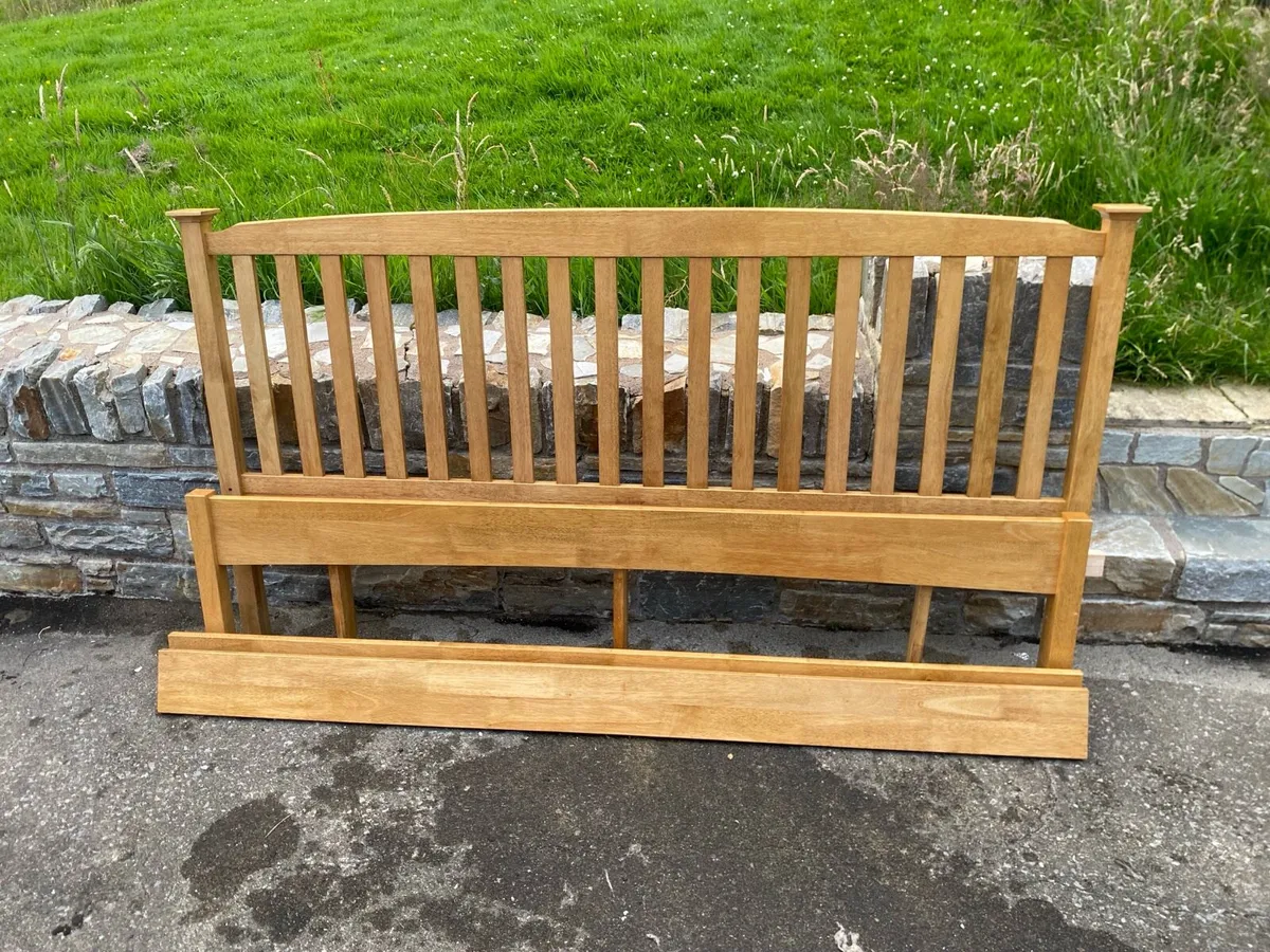 Super king size solid oak bed frame - Image 1