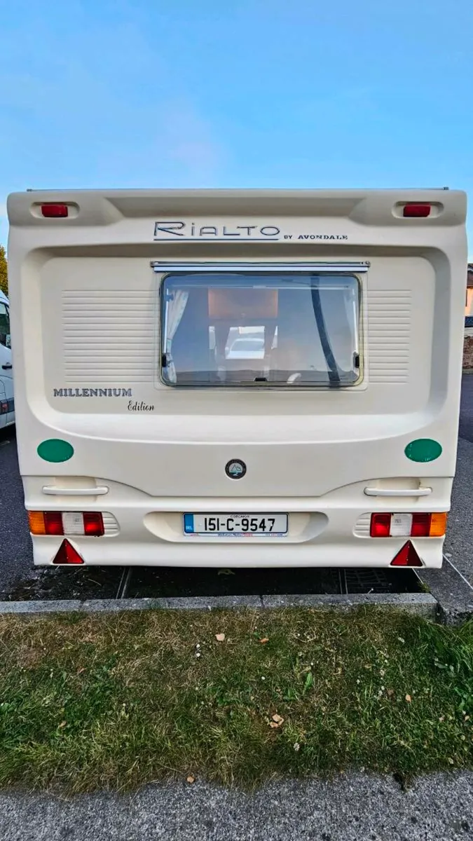 4/5 berth  Berth Bailey Caravan for sale - Image 3