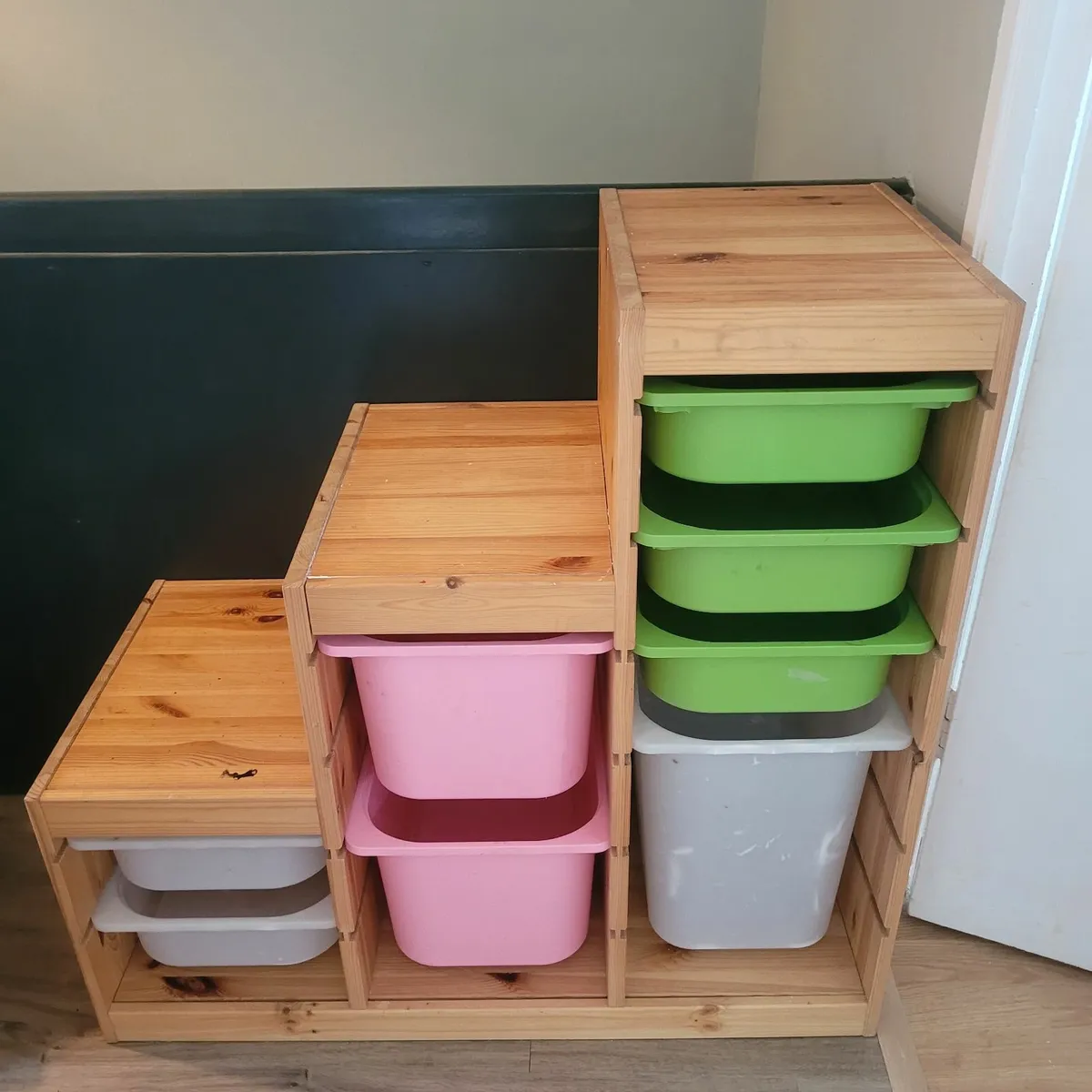 Storage unit - Image 1