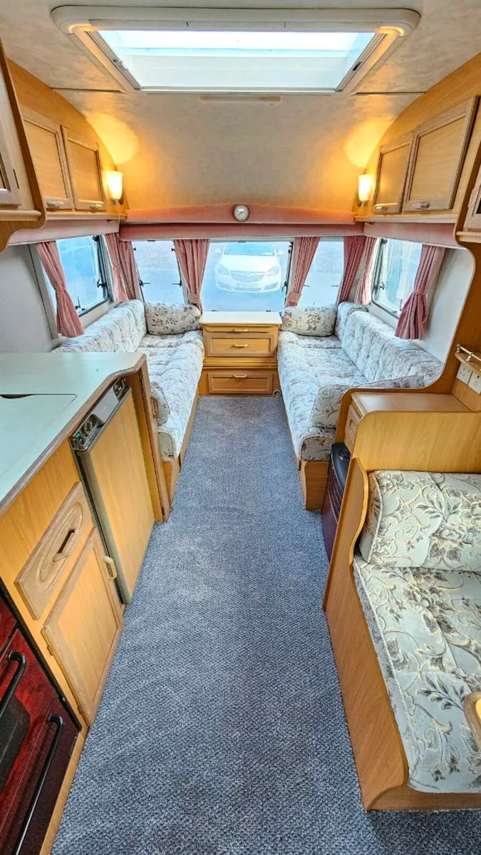 4/5 berth  Berth Bailey Caravan for sale - Image 4