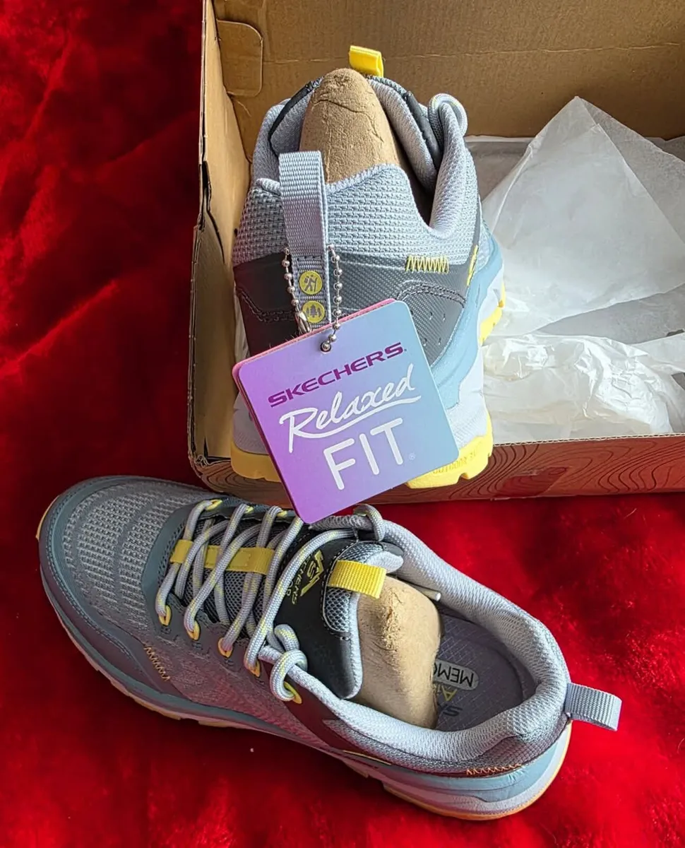 Skechers D'lux Journey - Marigold - Image 3