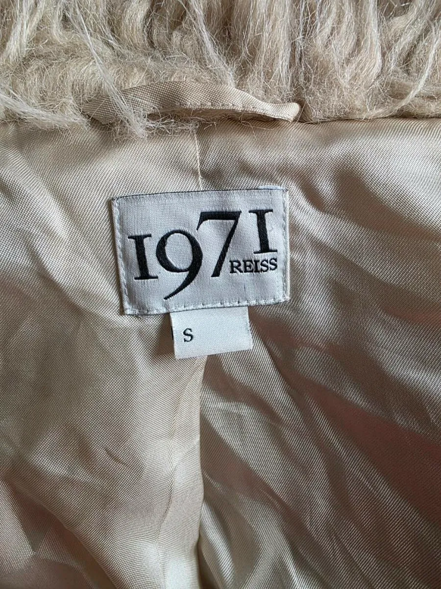 Reiss 1971 cream faux fur coat - Image 2