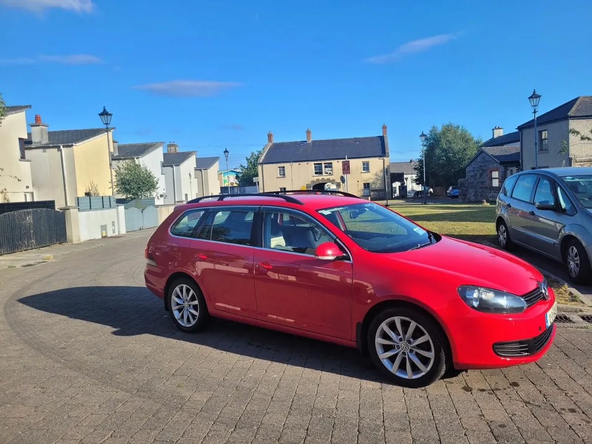 Volkswagen Golf 2012 - Image 1
