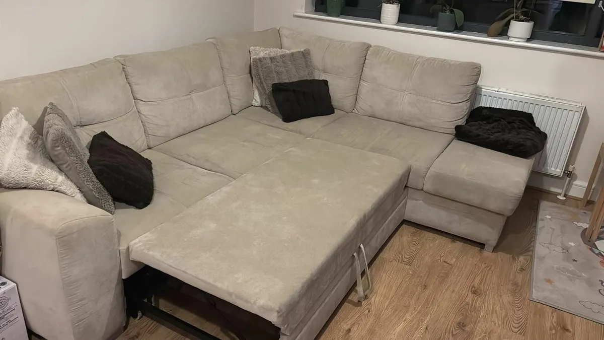Corner sofa bed with storage - Image 3