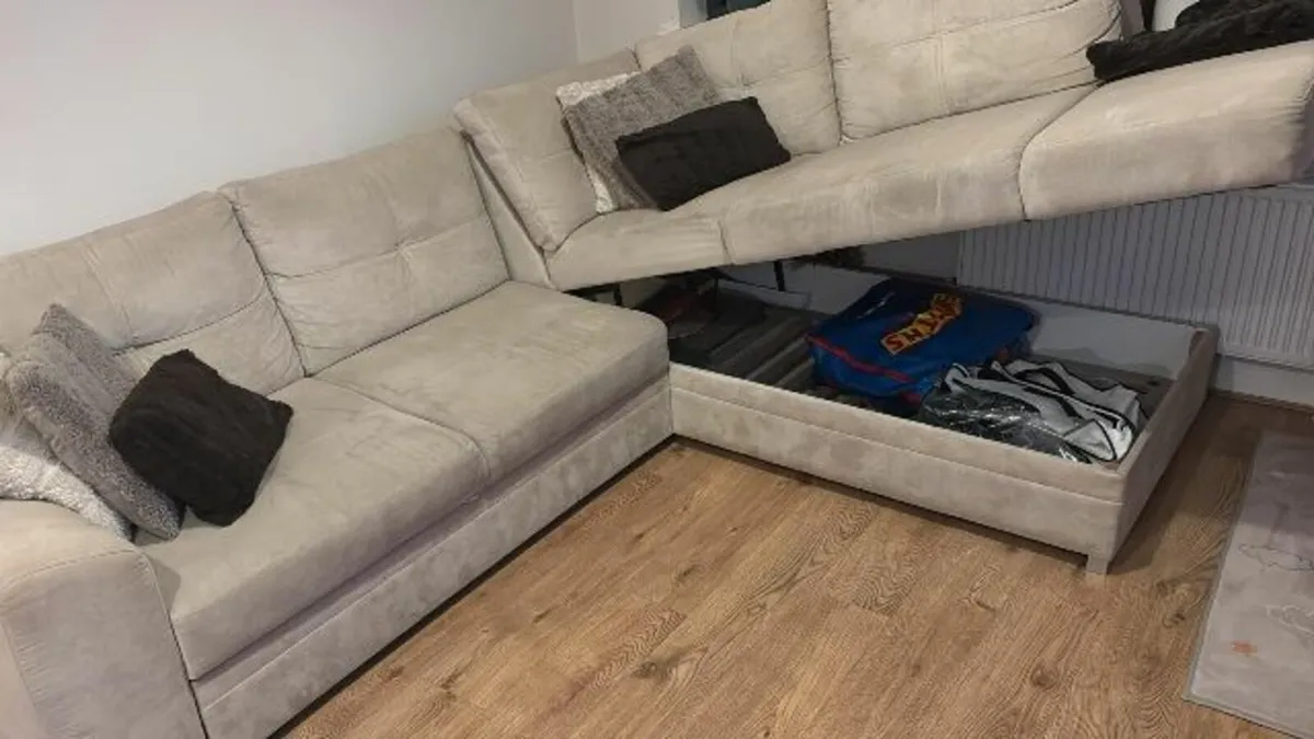 Corner sofa bed with storage - Image 4