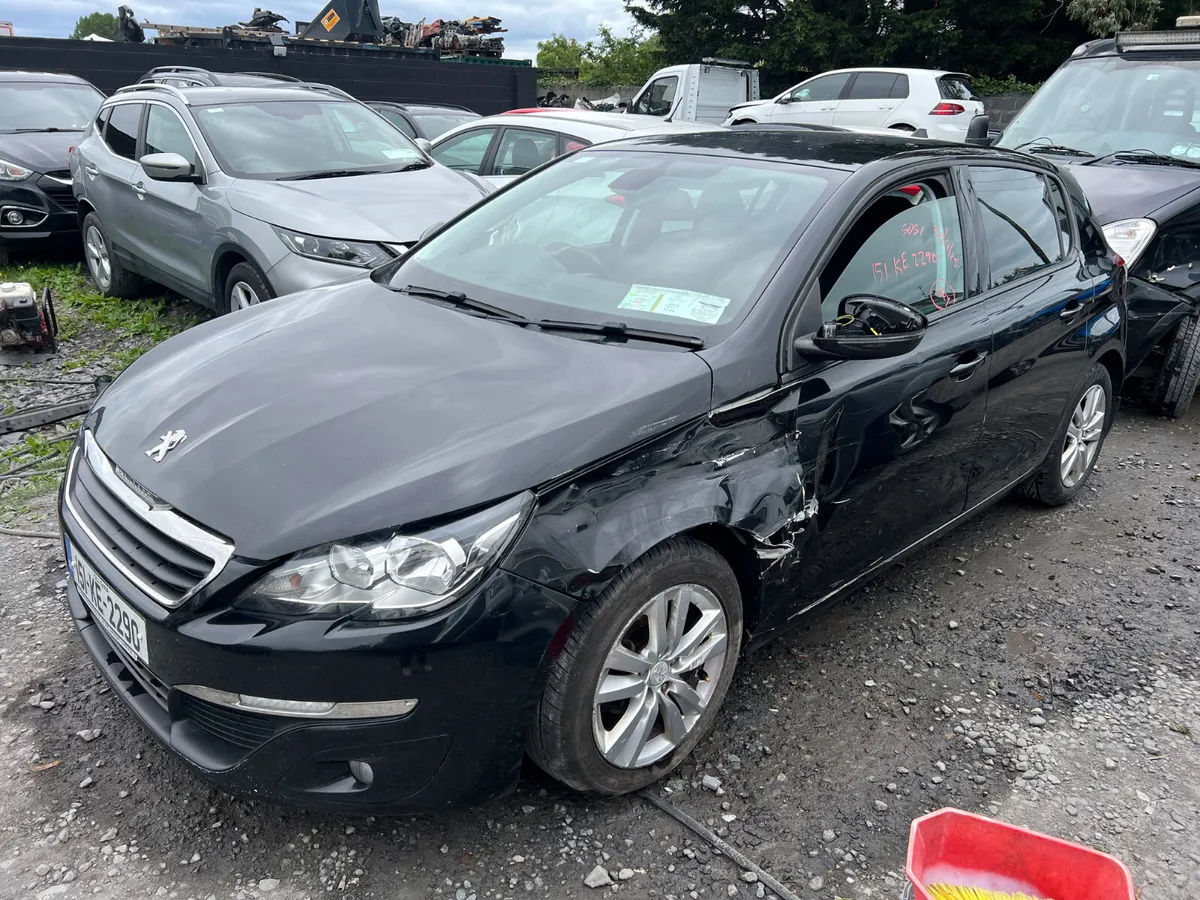 2015 Peugeot 308 1.6 Diesel Driving - Image 2