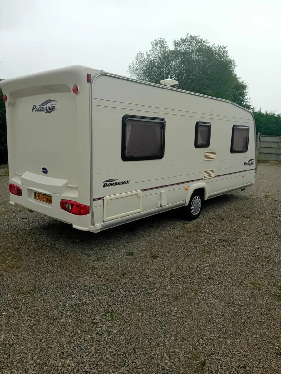 FANTASTIC FIXED BED 4 BERTH BAILEY PAGEANT SERIE-5 - Image 2