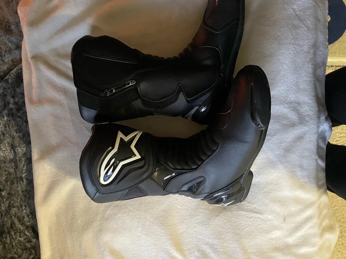 Alpinestar Boots and jacket - Image 3
