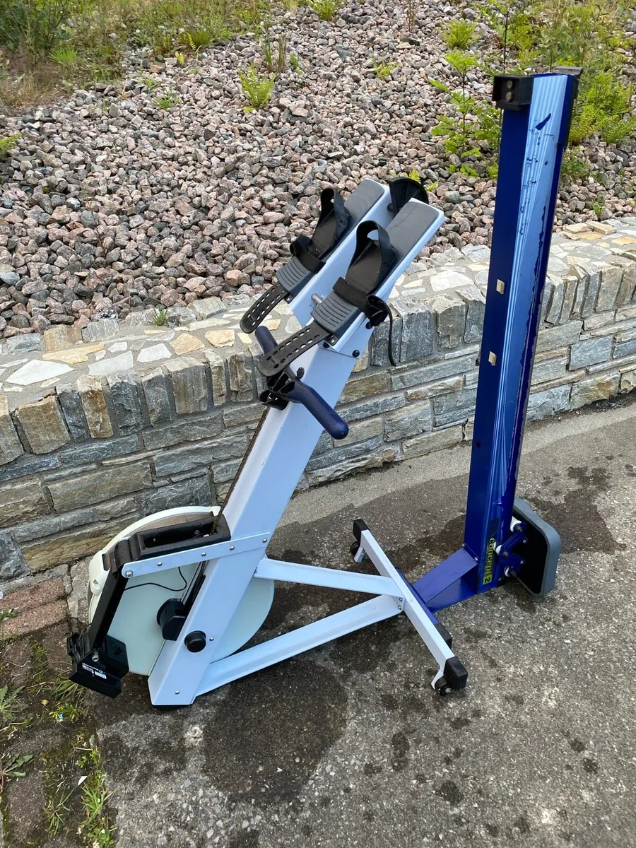 Concept 2 rower rowing machine - Image 2