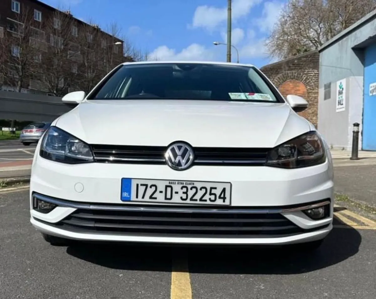Volkswagen Golf 2017 TSI 1.2 - Petrol - Image 2