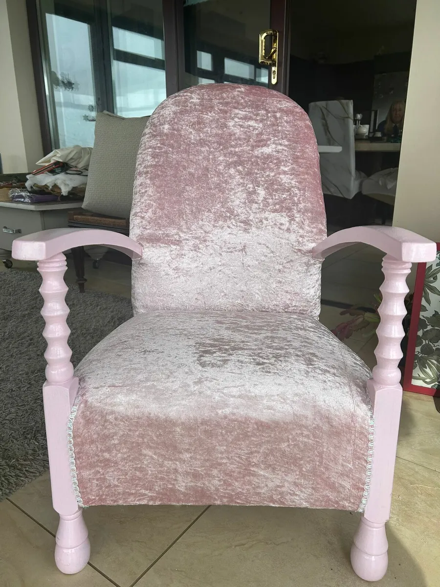 Chair - Image 4