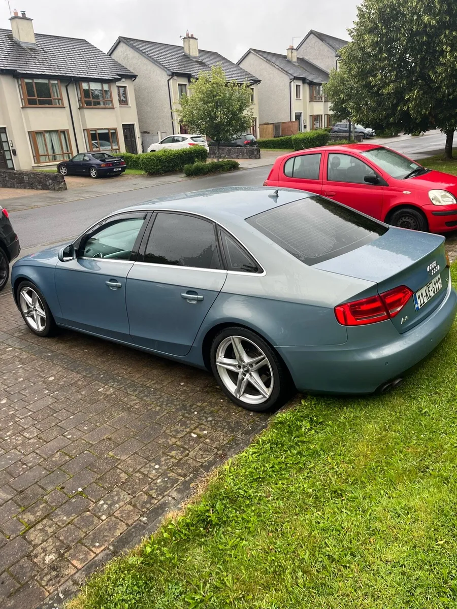 Audi A4 b8 2011 manual - Image 4