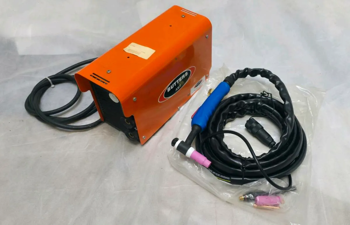 Tig welder - Image 1