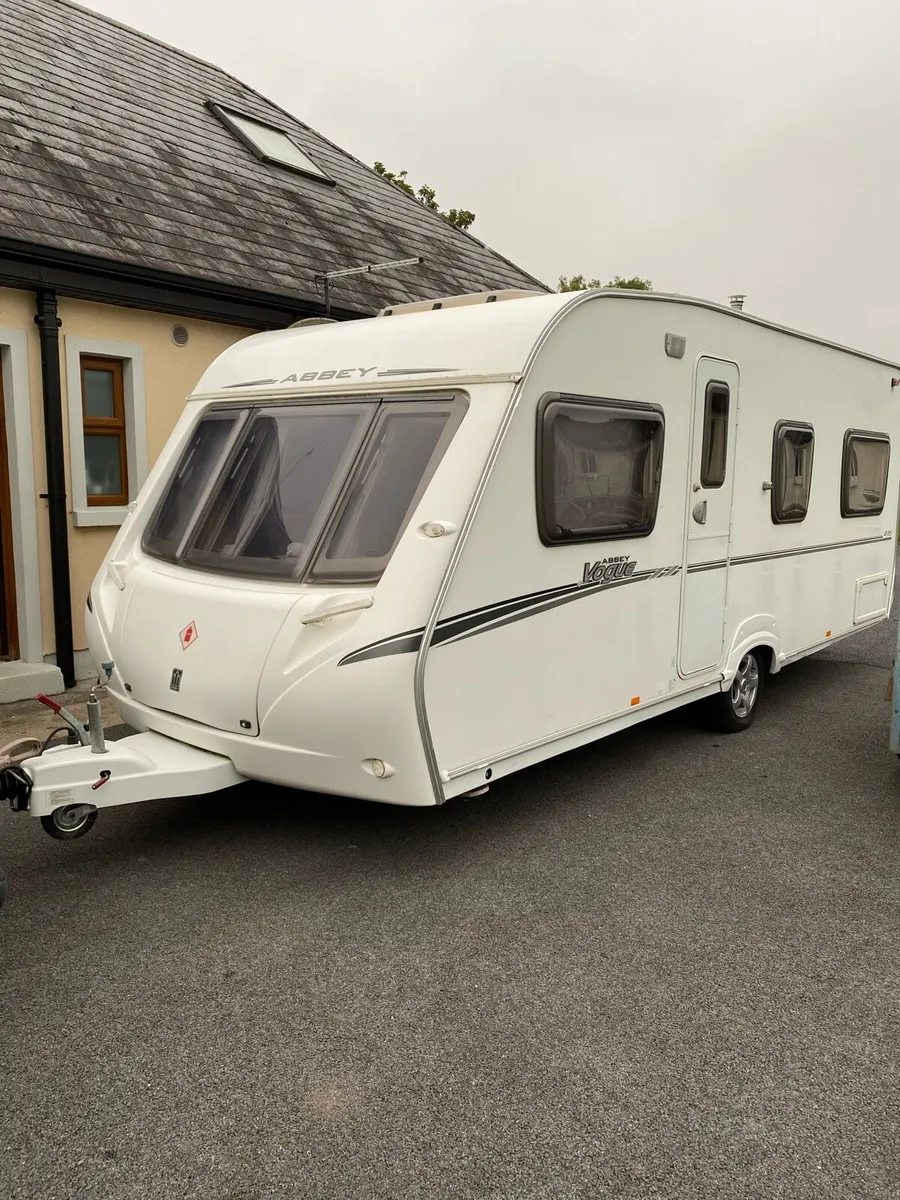 Caravan - Image 1