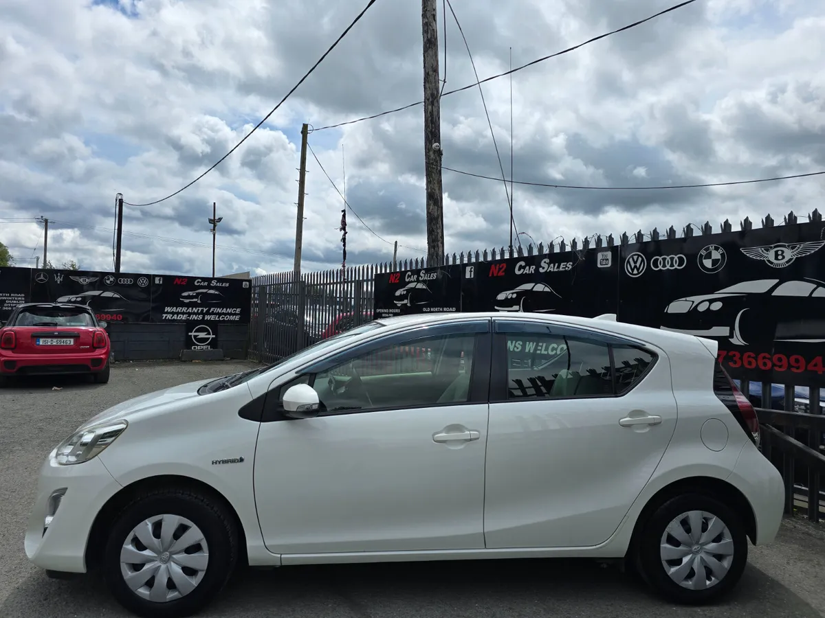 171 Toyota Aqua Hybrid Auto, NEW NCT, WARRANTY - Image 4