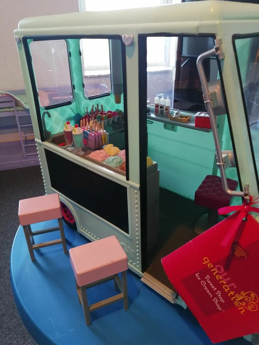 Our Generation Ice cream van,Salon & salon chair - Image 1