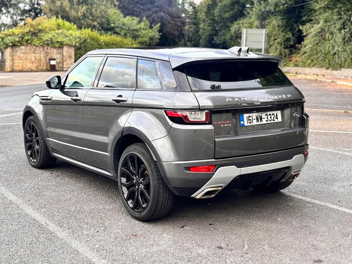 Range Rover Evoque HSE DYNAMIC LUX Auto 4WD - Image 2