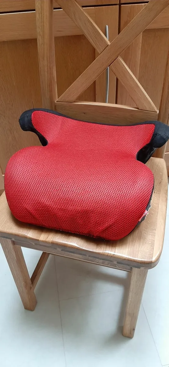 Kids Booster Seats - Image 3