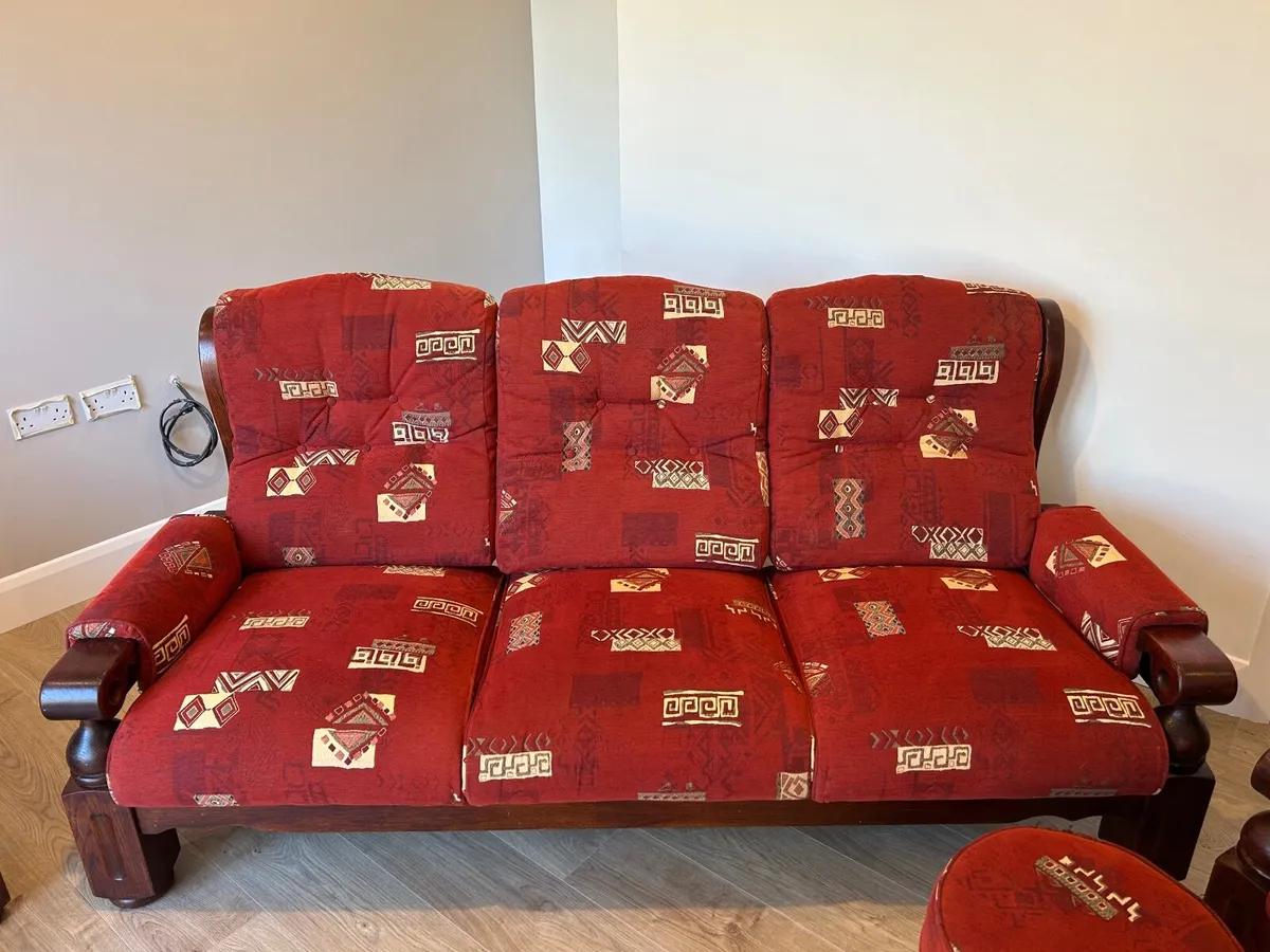 Three piece suite of furniture - Image 2