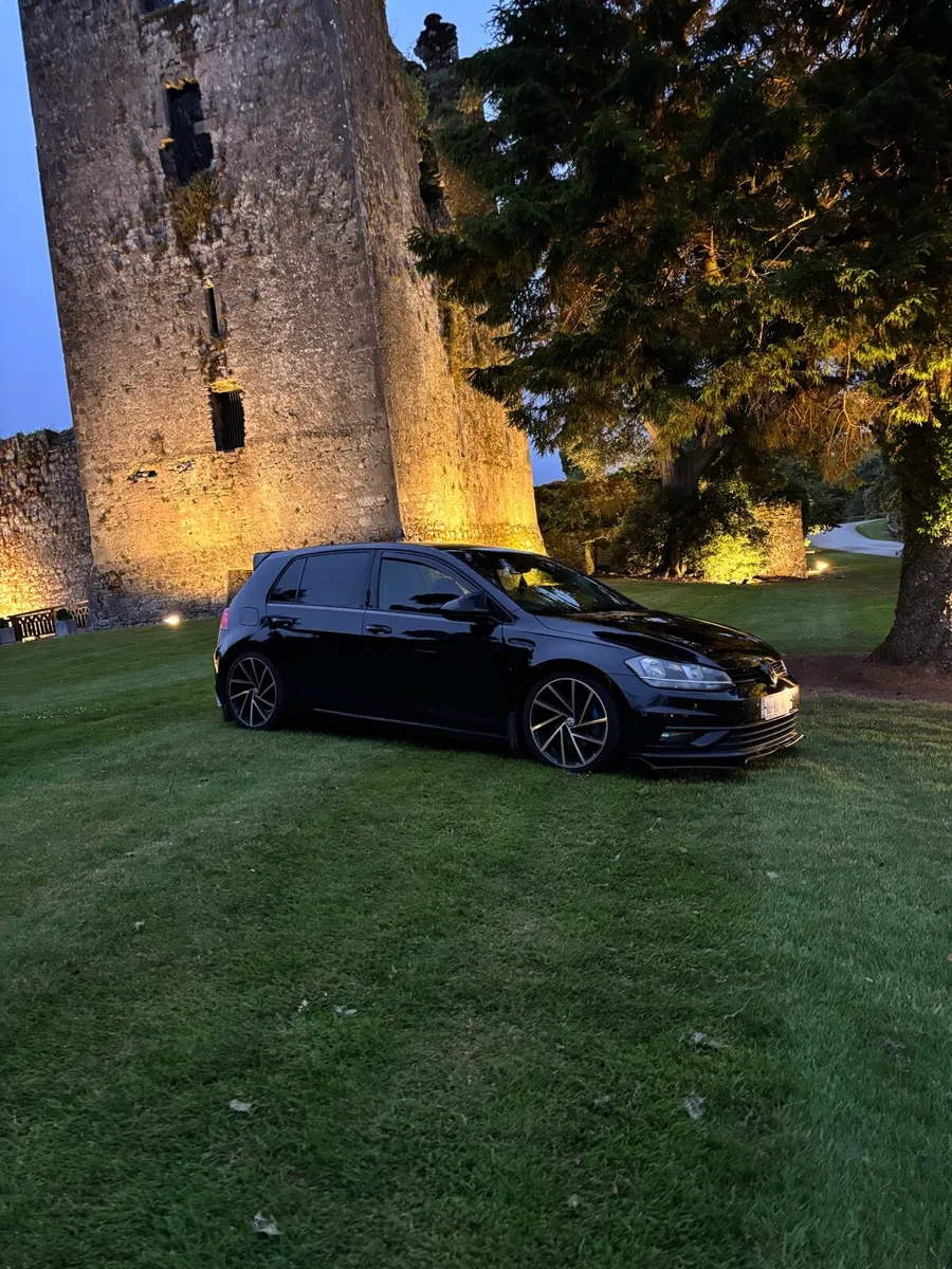 Volkswagen Golf - Image 1