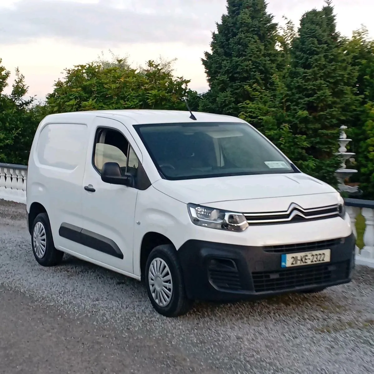 211 CITROËN BERLINGO Cvrt Till 4-26 and tax 5-26 - Image 1