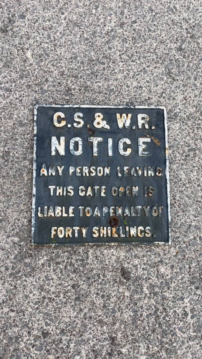 Great Southern & Western Railway Cast Iron - Image 2