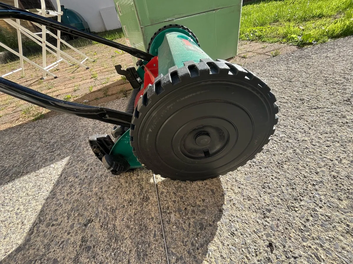 Lawnmower - Image 2