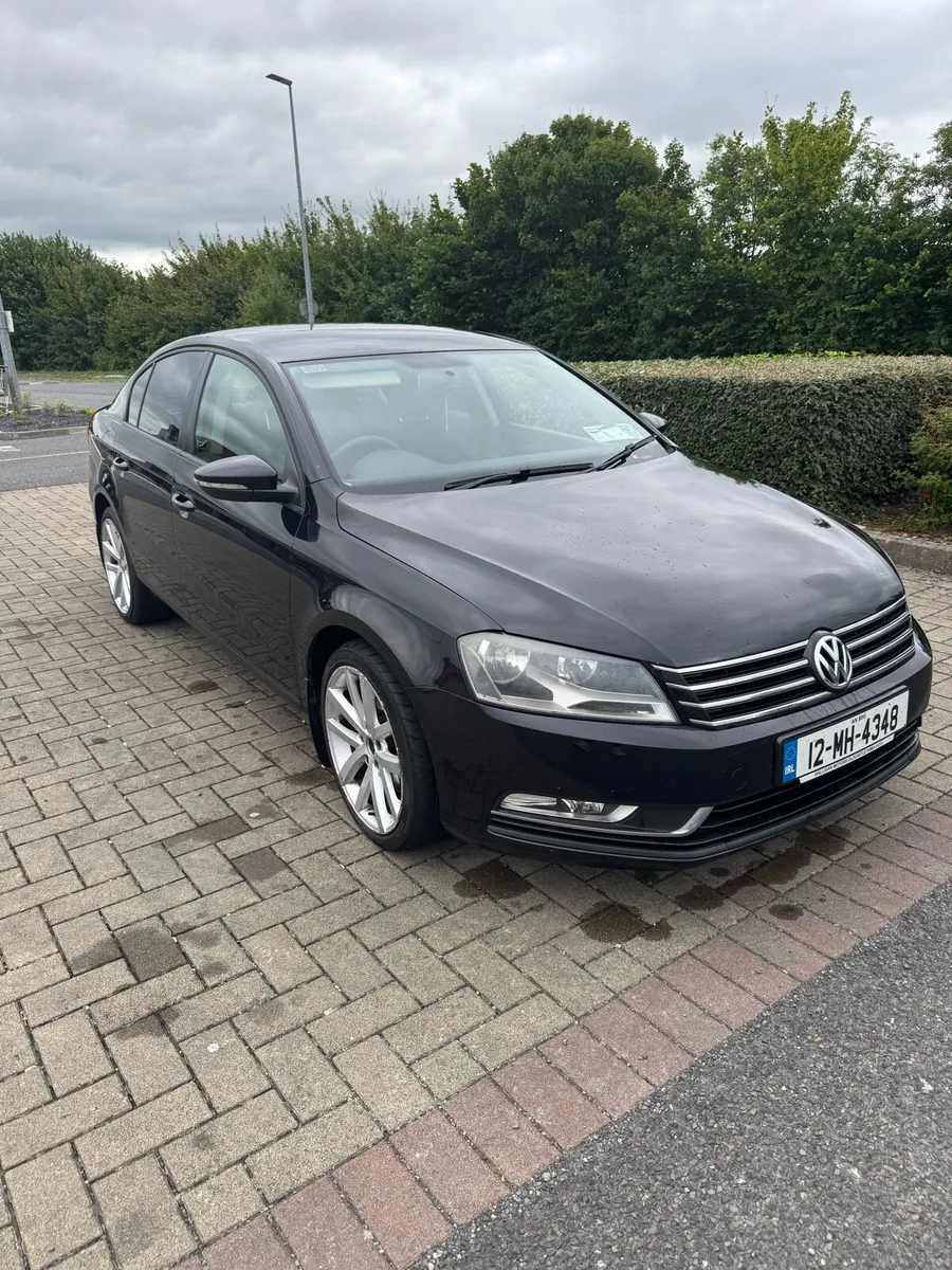 VW Passat VERY LOW MILES 2012 - Image 1