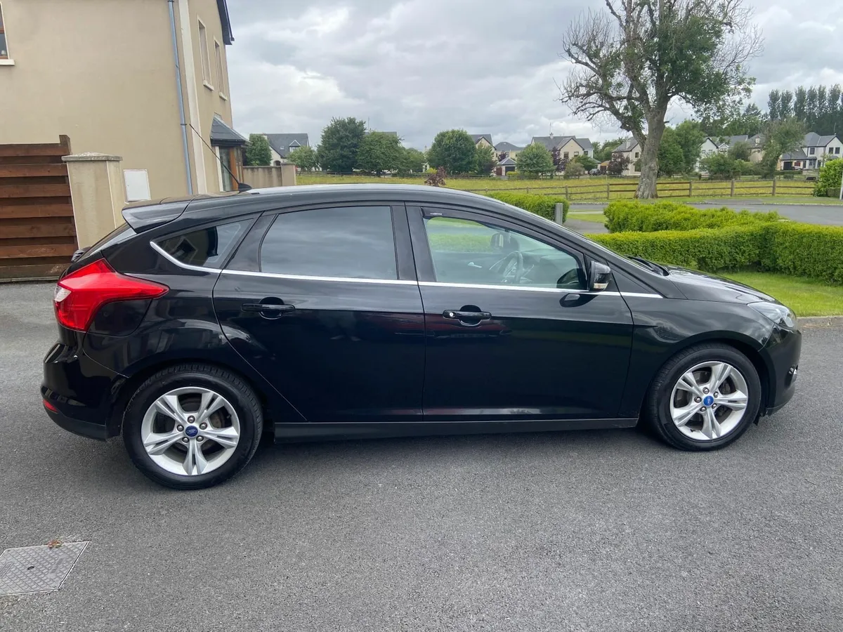 Ford Focus 2013 - Image 3