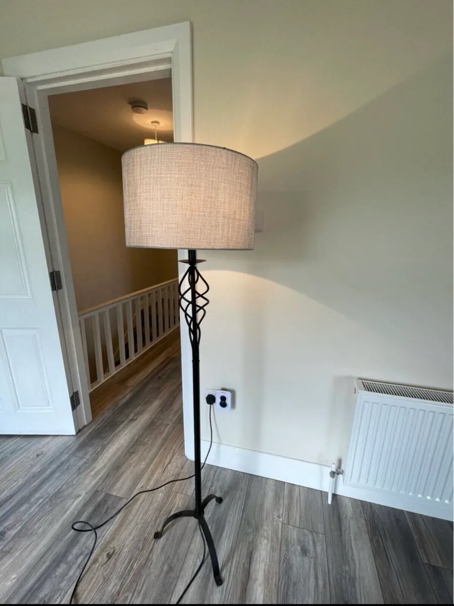 Stylish Living Room Lamp - Image 1