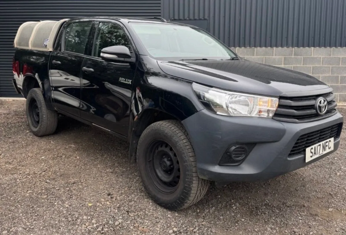 Toyota Hilux Active 2017 . - Image 1