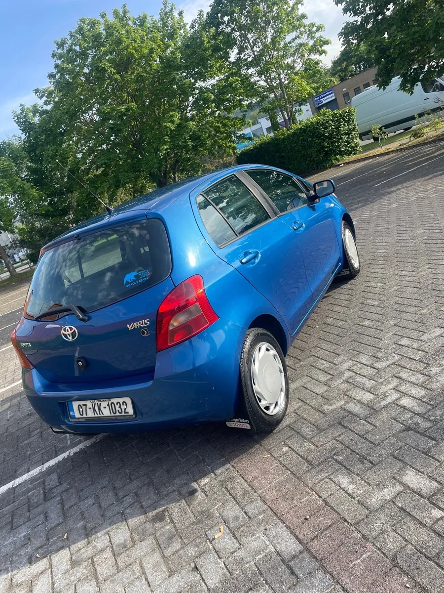 Toyota Yaris - Image 2