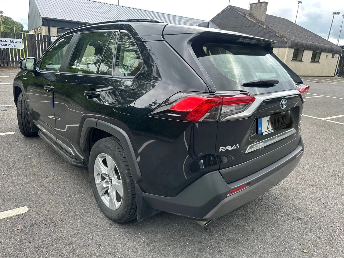 Toyota RAV4 2021 - Image 1